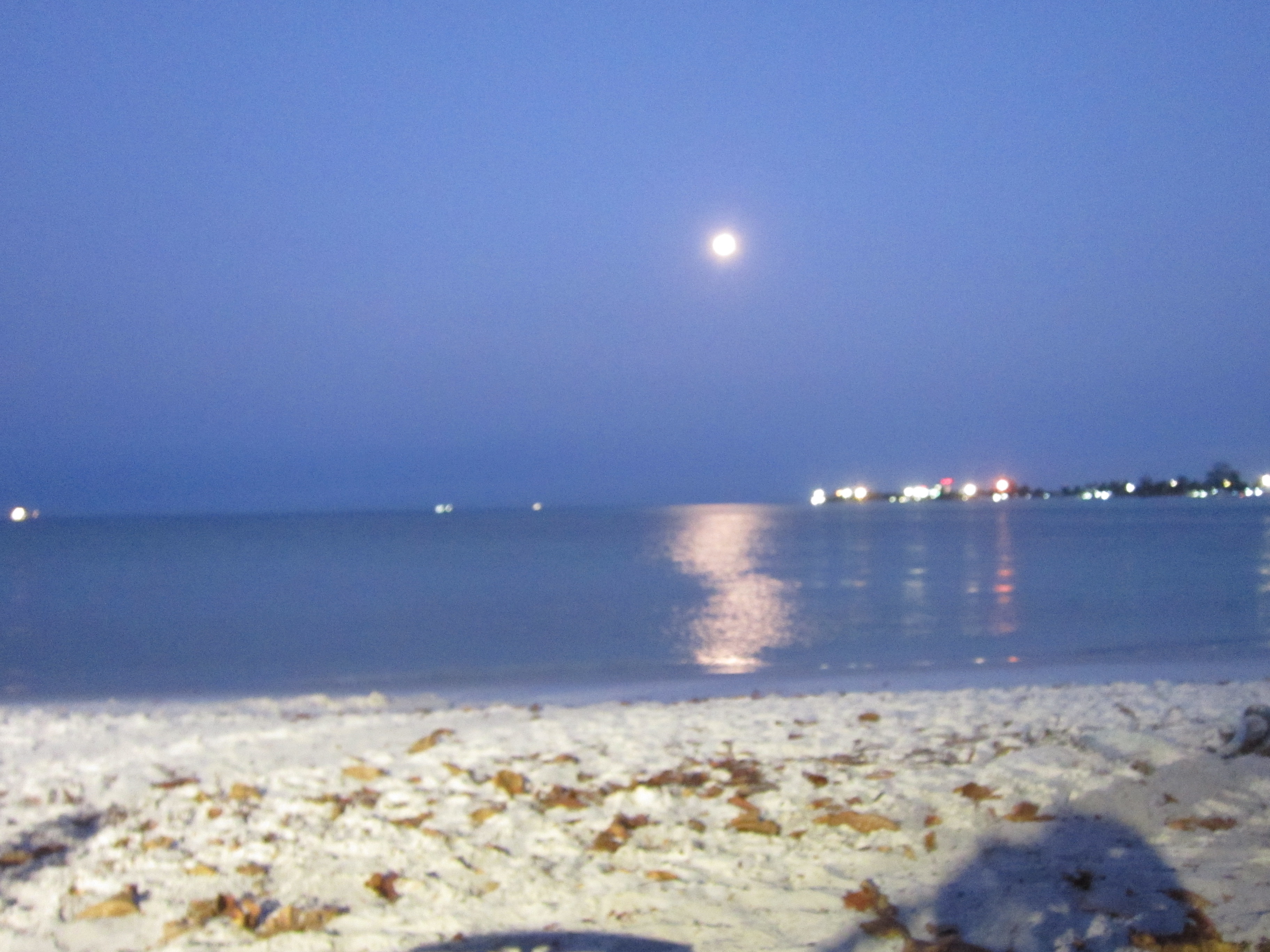 La Case, nuit tombante